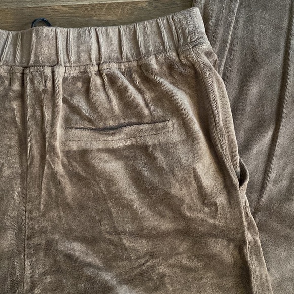 Monrow Brown Grey Velvet Pants - Picture 8 of 8